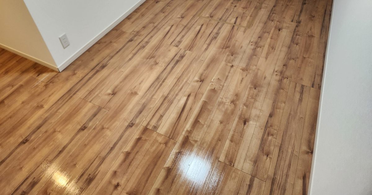 施工事例の写真：フロアコーティング施工後のフローリング